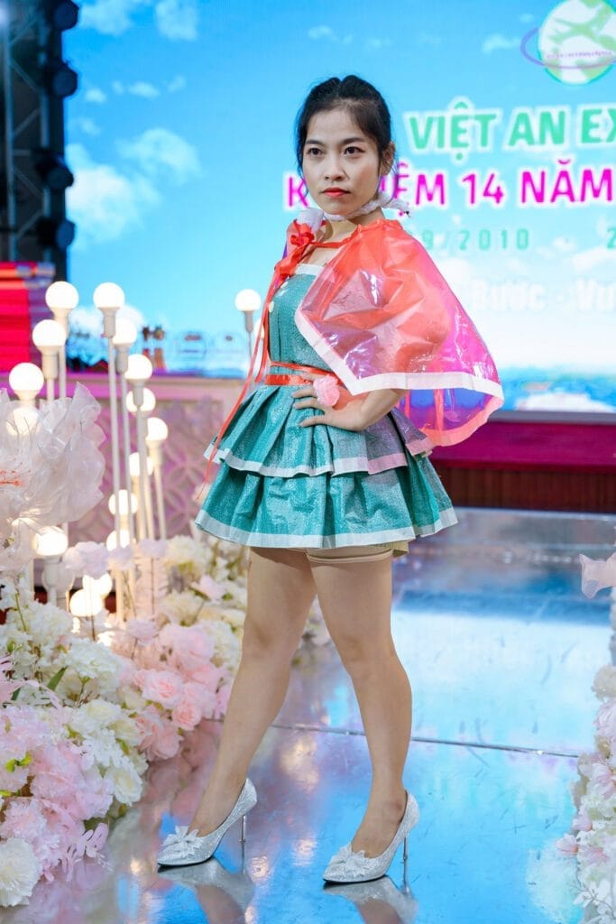 trinh-dien-thoi-trang-team-ke-toan Trình diễn thời trang